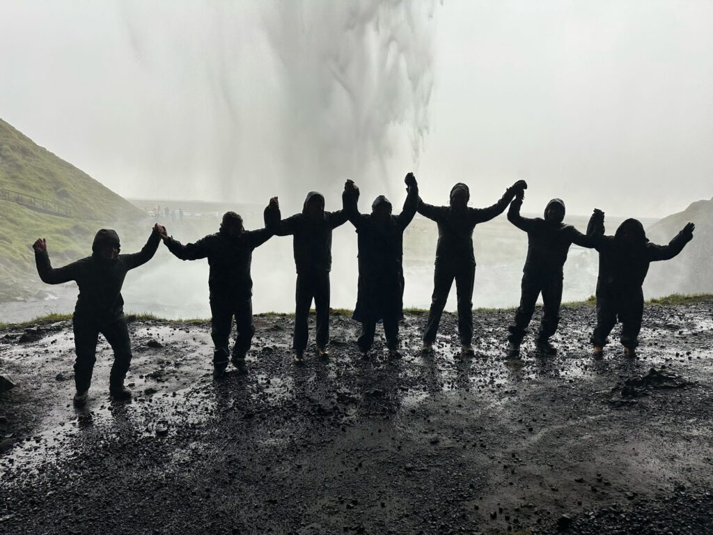 20250510_000843-1b15